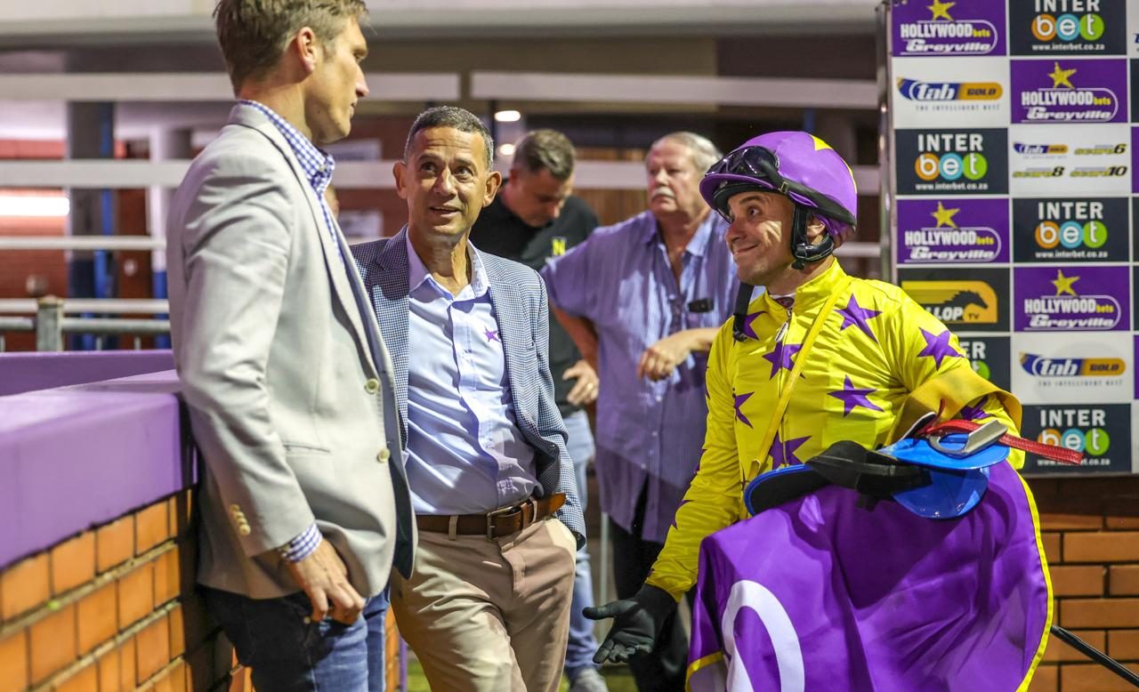 Sean Veale chats to Gareth van Zyl and Anthony Delpech after a recent win at Hollywoodbets Greyville