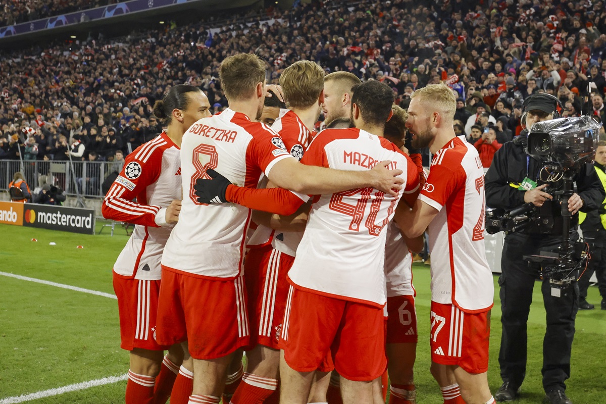 Players of Munich celebrate the 1-0 during the UEFA Champions League quarter final, 2nd leg match between Bayern Munich and Arsenal (Pic - EPA/Ronald Wittek)