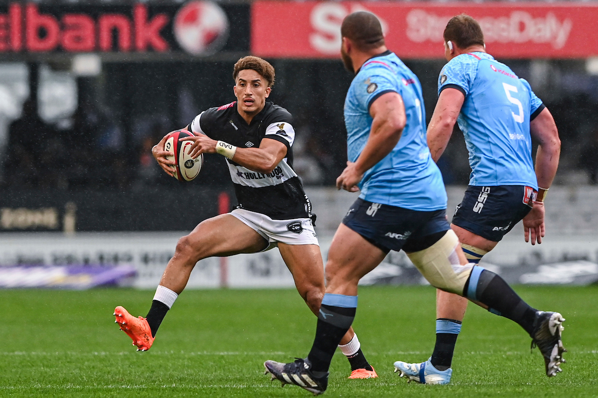 Jordan Hendrikse of Hollywoodbets Sharks during the Carling Currie Cup, Premier Division match between Cell C Sharks and Vodacom Bulls (Pic - Steve Haag Sports/Gallo Images)