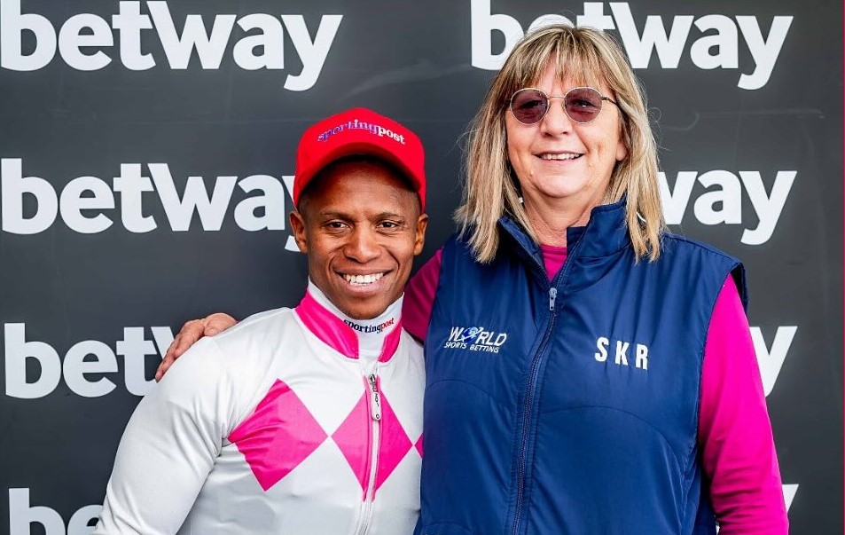 Louis Mxothwa takes the ride on Suchalife for Trainer Sharon Kotzen in the lucky last (Pic - Pauline Herman)