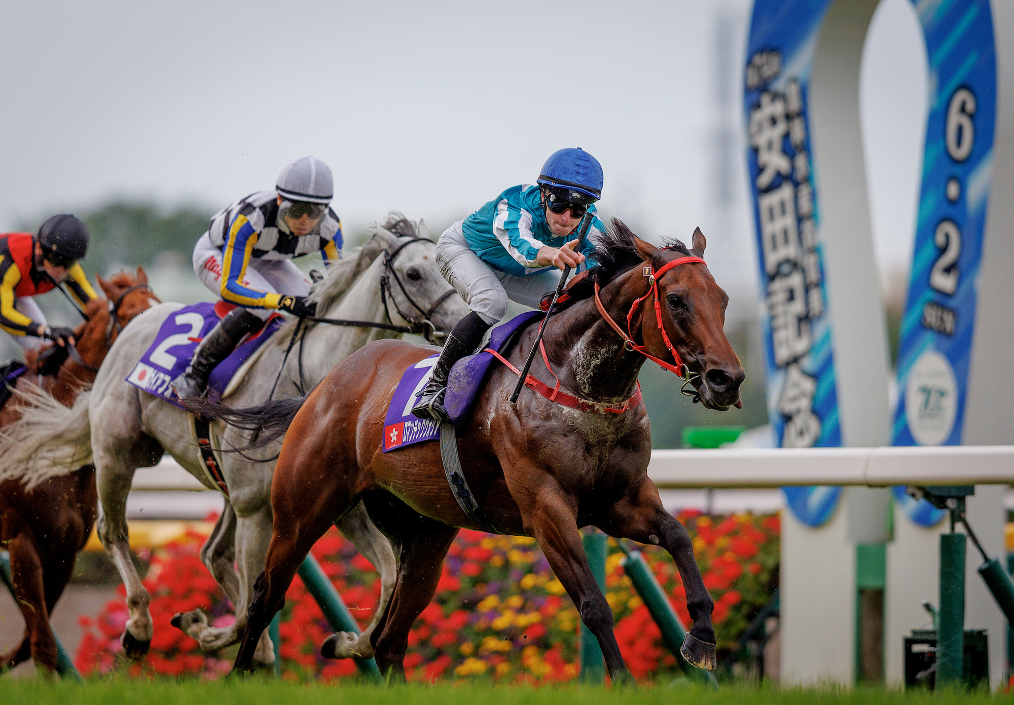 Romantic Warrior sweeps to Gr1 Yasuda Kinen (1600m) glory (Pic - HKJC)